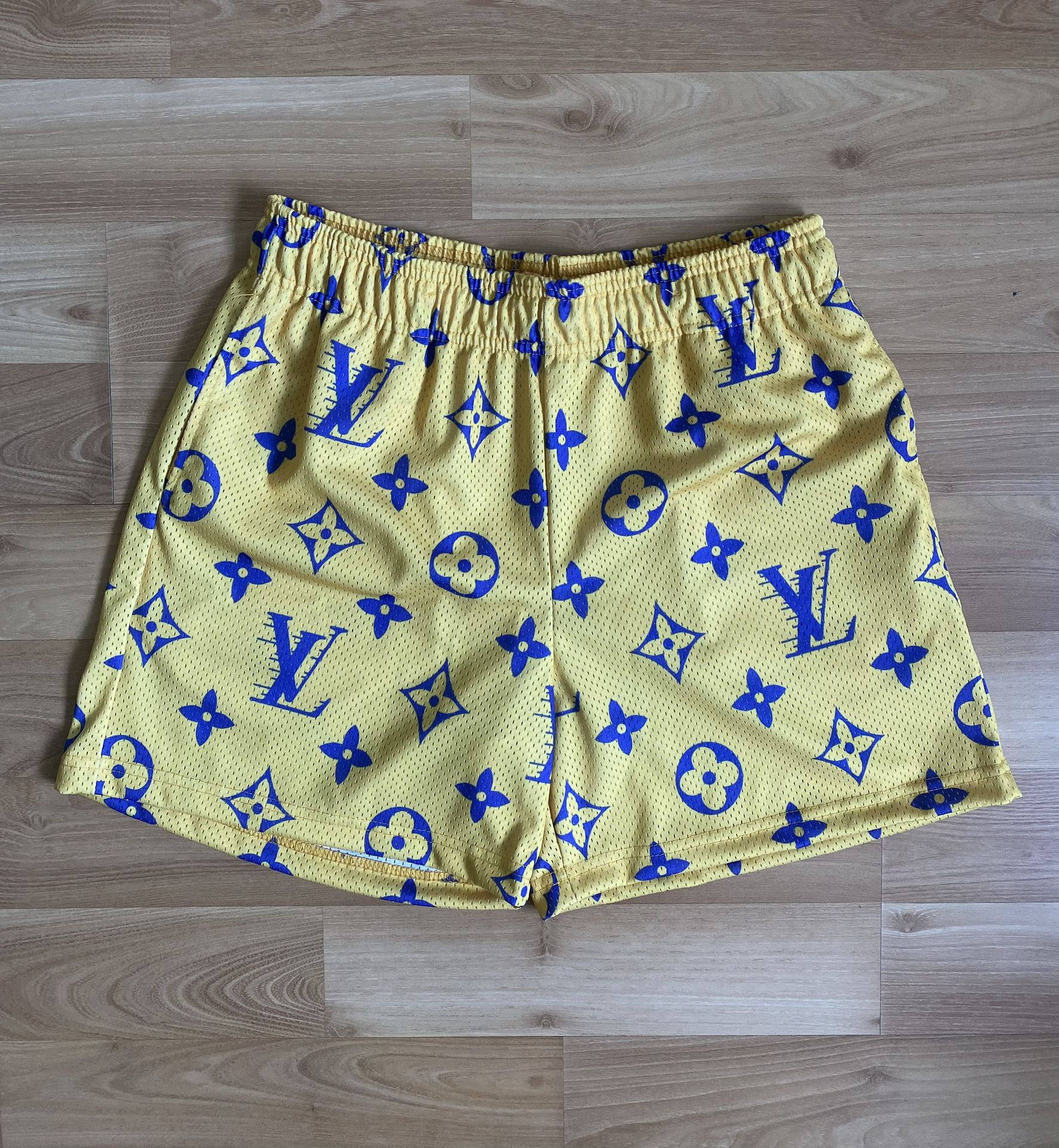Bravest Studios Lakeshow Shorts (Yellow) for Sale in Los Angeles, CA -  OfferUp