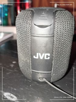 Jvc blue tooth speaker.
