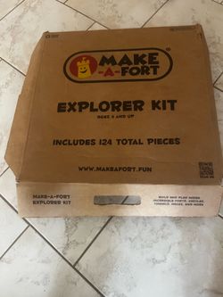 Make-A-Fort Explorer Kit – 124 Pieces – Complete with Storage Box