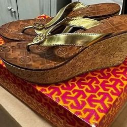 Tory Burch Designer Thora Gold Platform Heel Wedges Size 5.5