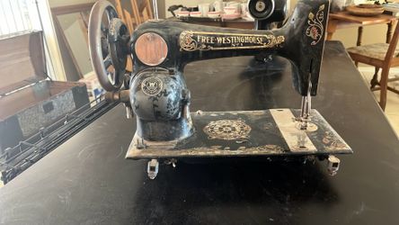 Vintage Free-Westinghouse sewing machine