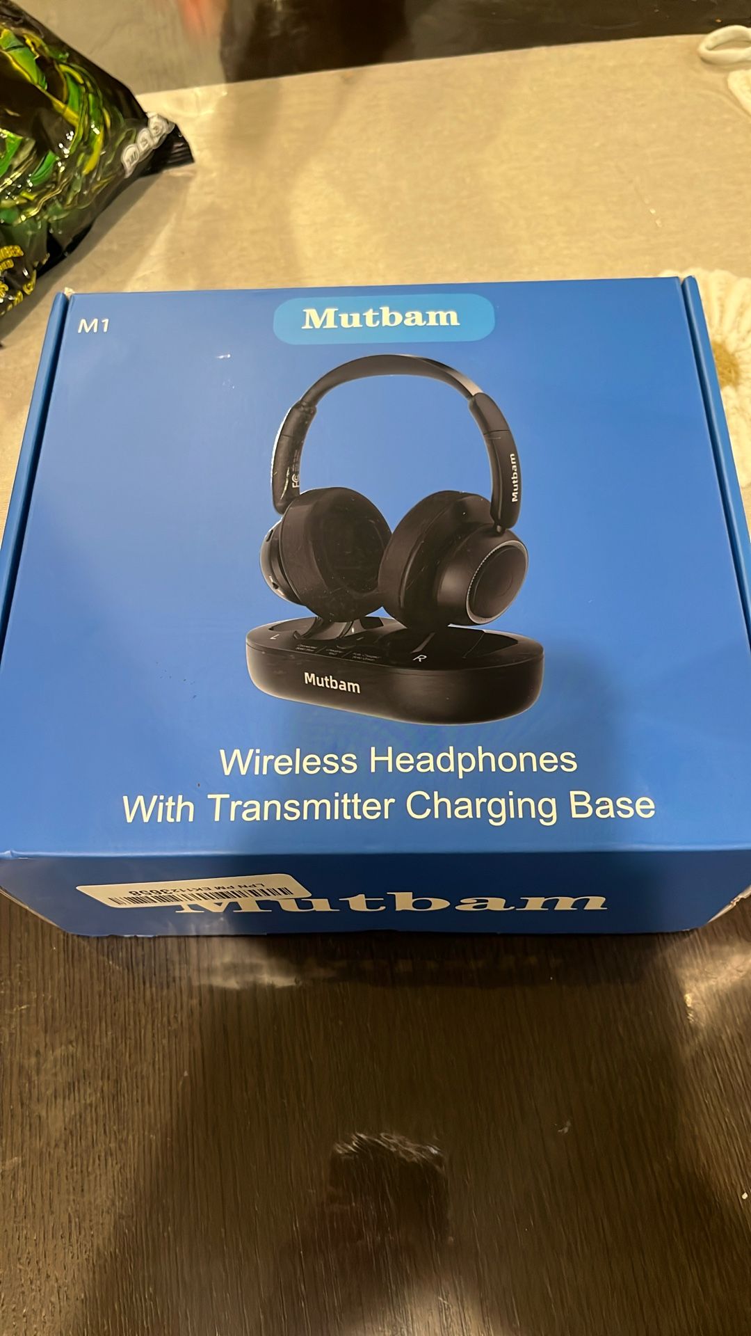 Mutubam Wireless Headphones With Transmitter Charging Base