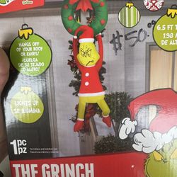 Grinch Inflatable 