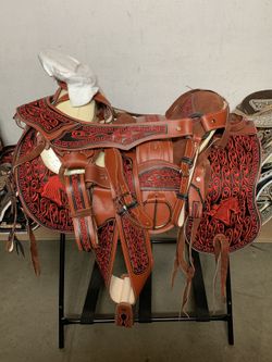 Montura bordada de hilo máquina