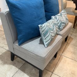 Accent Chairs