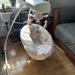 Baby Swing With Music 