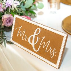 Mr. & Mrs. Sweetheart Table Sign