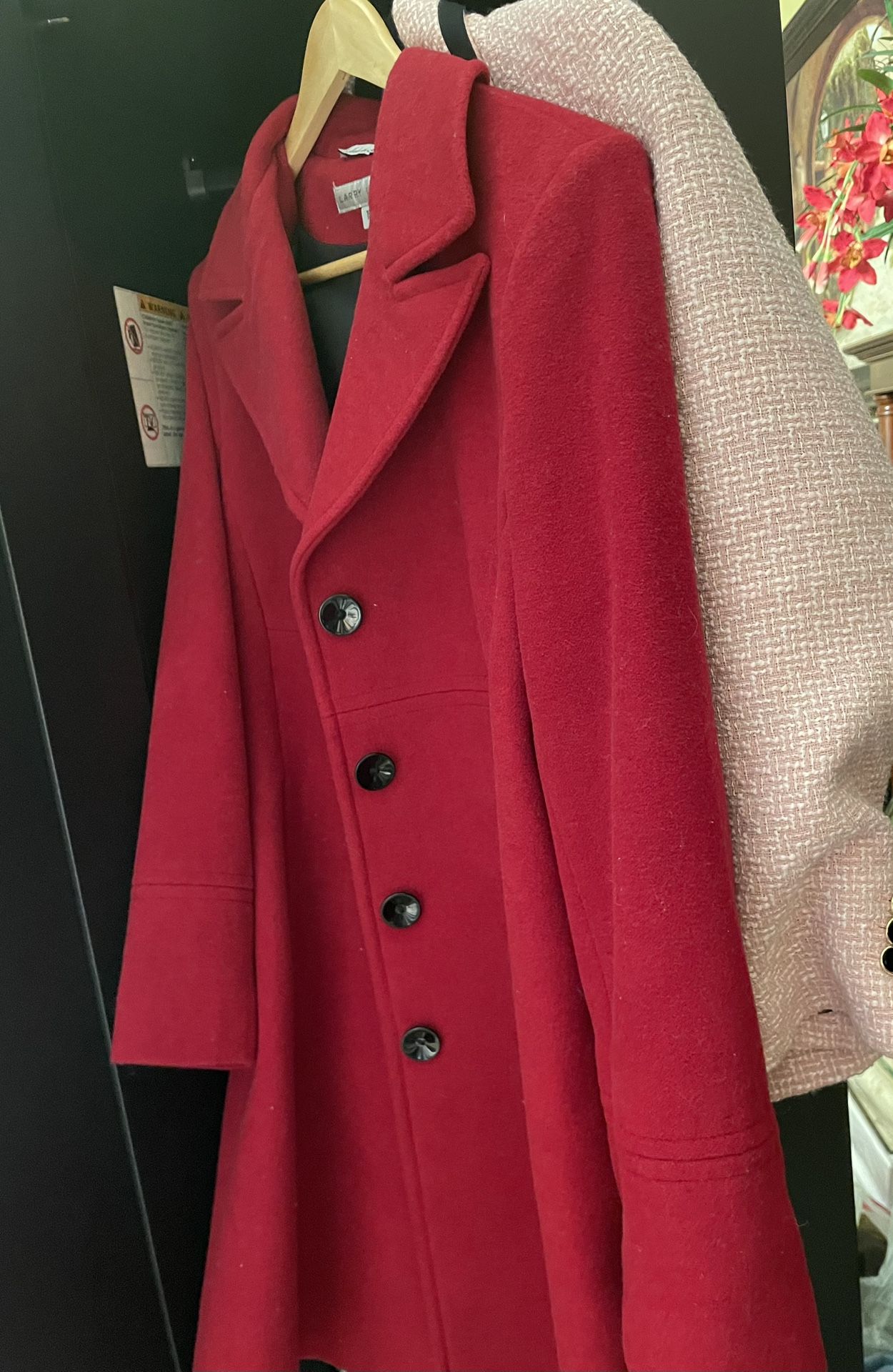 Beautiful Red Larry Kevin coat size 10