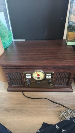 Victrola 8 in-1 Bluetooth Record Player