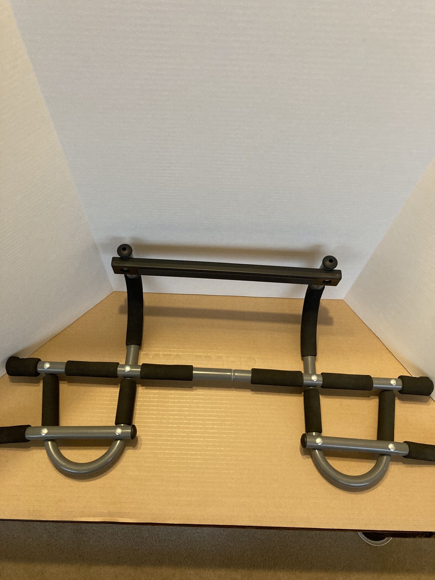 Iron gym ProFit pull-up bar
