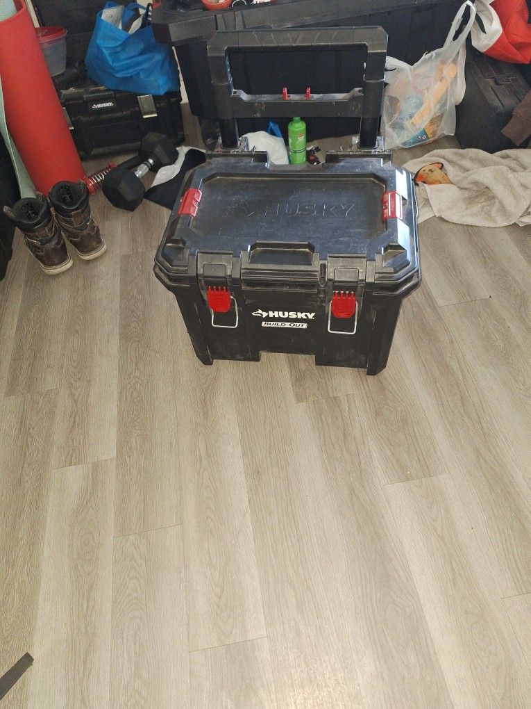 Husky Rolling Toolbox