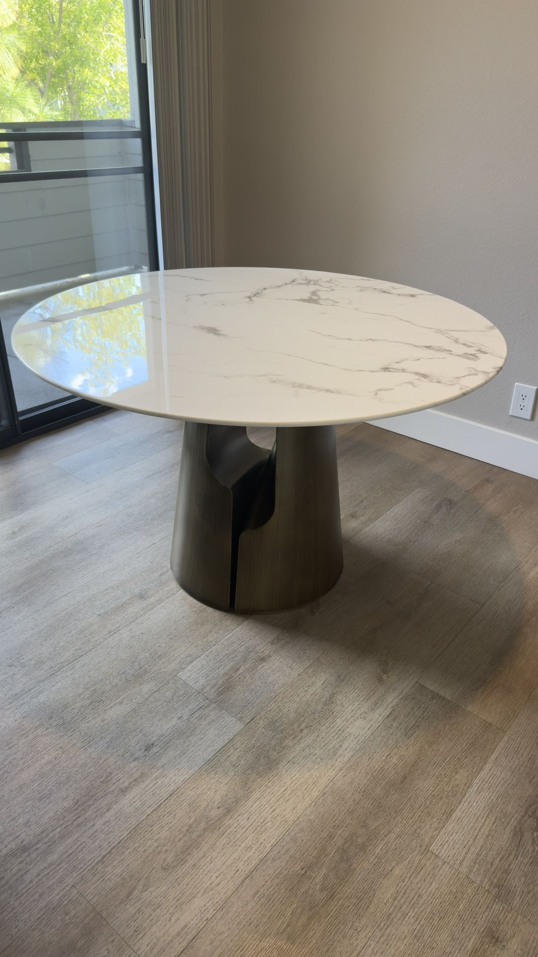 47” Round Faux Marble Dining Table – Brand New (Wrong Color Ordered)