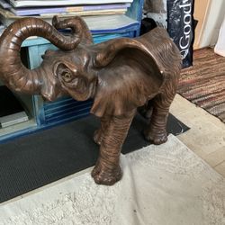 HUGE Garage Sale** Rain or Shine**Vintage**Clothes**Home Decor**High End Fashion & MORE
