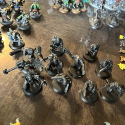 10 new Ork Boyz, assembled, primed