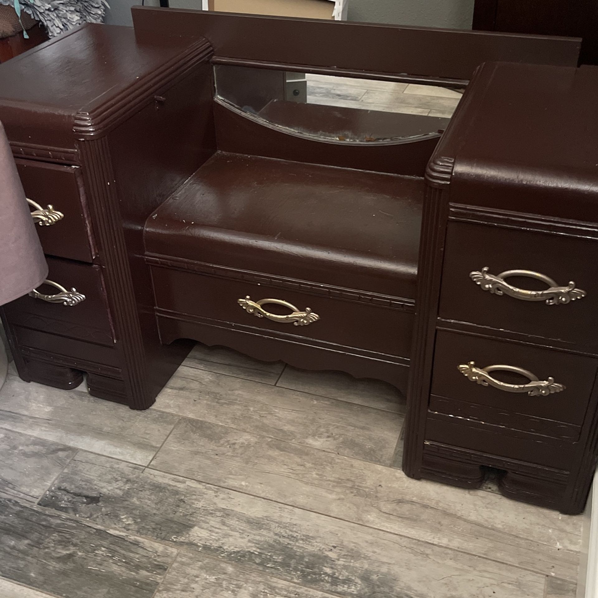 Antique dressing Table