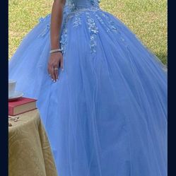 Quinceañera Dress Size Small - OBO