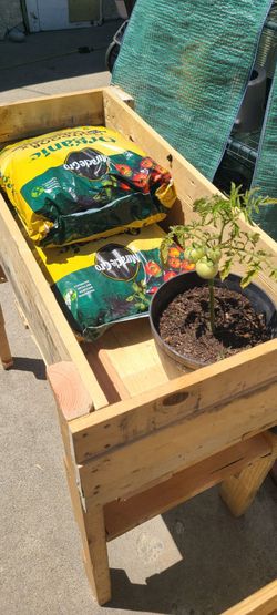Raised wood garden beds ,small ,medium & large