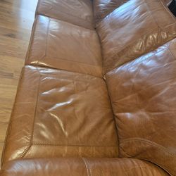 2 leather couches for sake 800 dollars