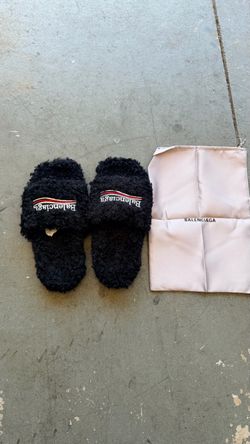 Balenciaga fur slides