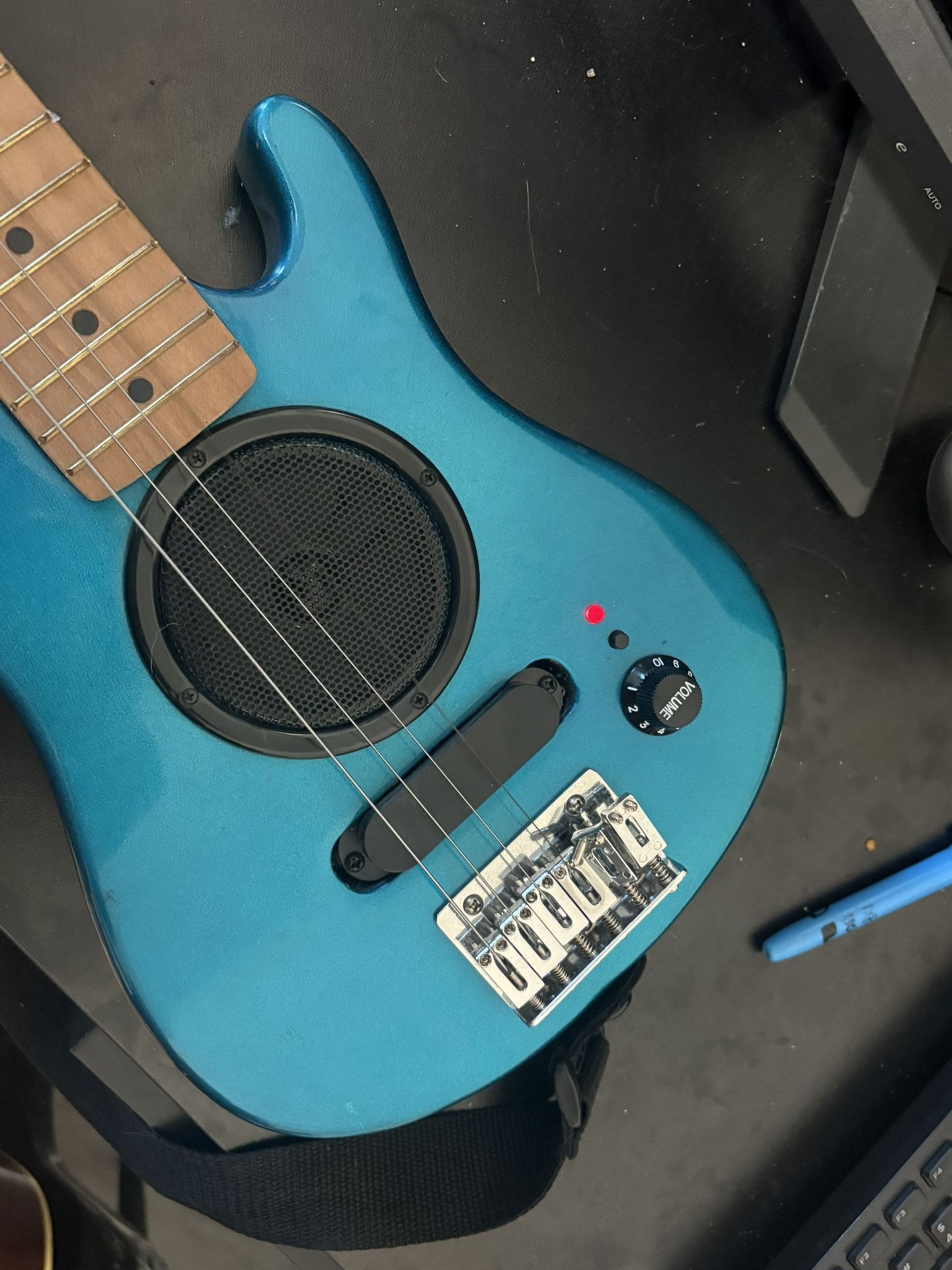Mini Electric Guitar