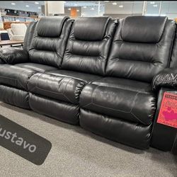 Ashley Black reclining Sofa Vacherie 