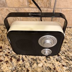 Polaroid Retro Wireless FM Radio and Bluetooth Speaker