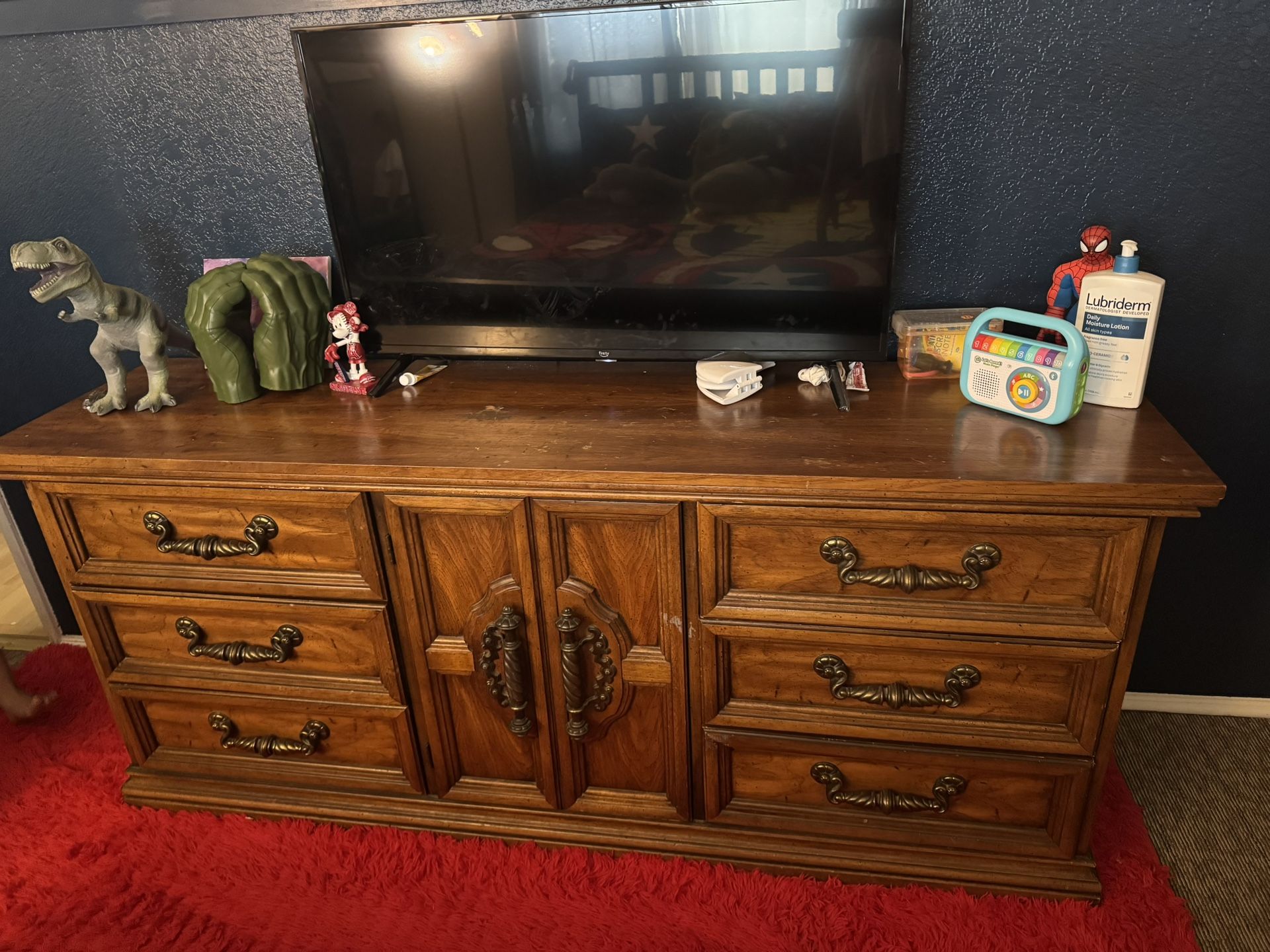 Dresser 