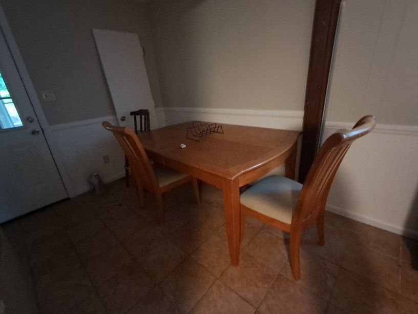 Oak Dining Table With Removable Leaf