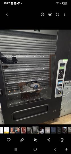 Snack/ Soda Vending Machines