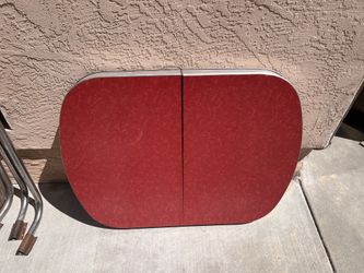 Collapsible And Expandable Vintage Table