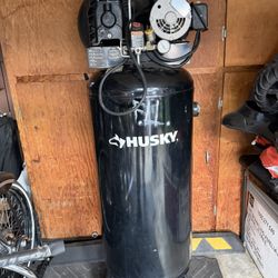 HUSKY HEAVY DUTY COMPRESSOR 230V
