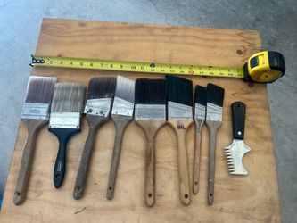 Lot of 8 - Paint Brushes + Brush Comb