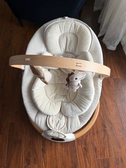 Baby swing