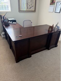 Solid Wood L Shaped office desk