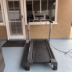 Treadmill 