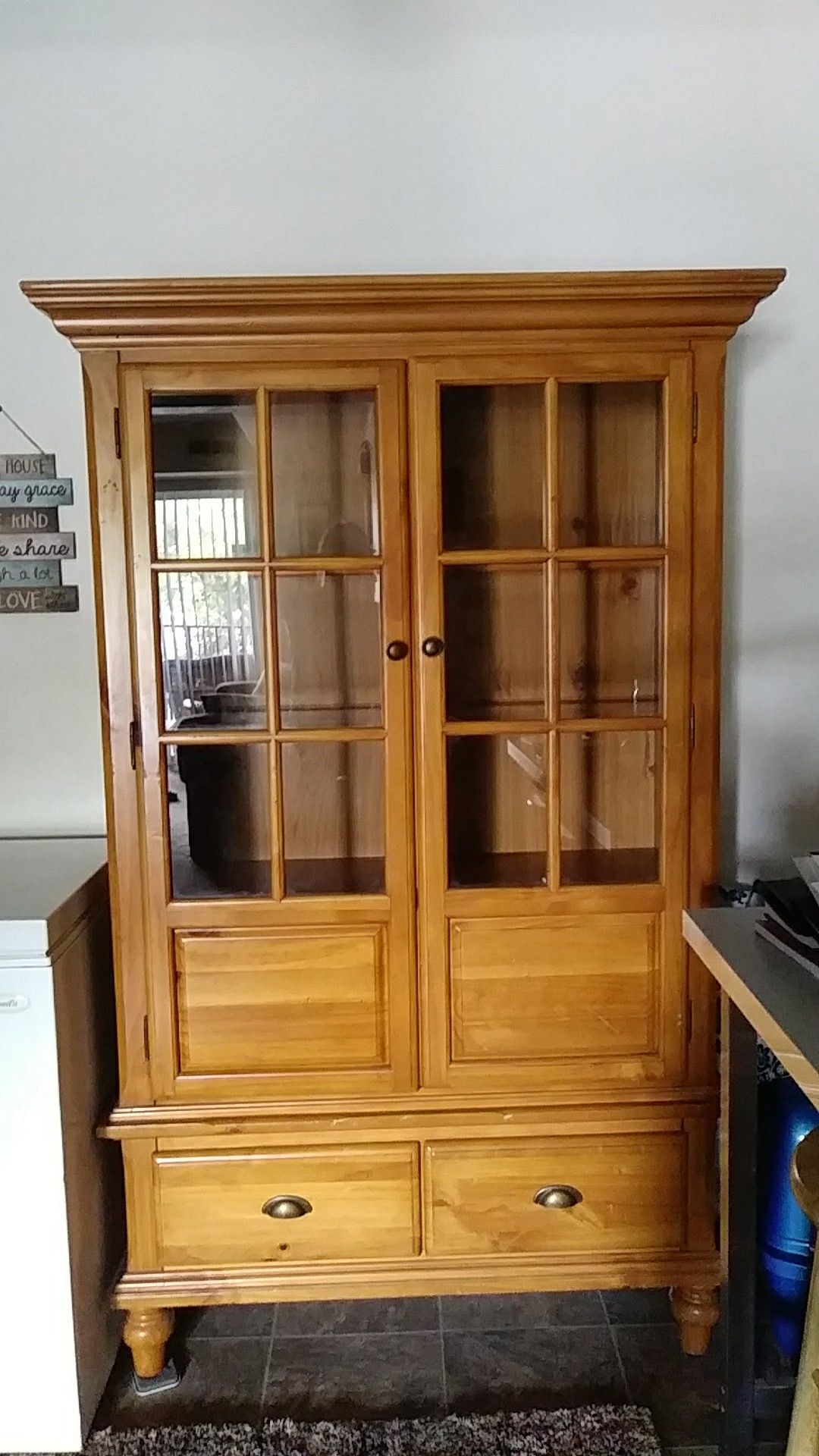 Curio cabinet