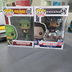 2 Funkos Lot