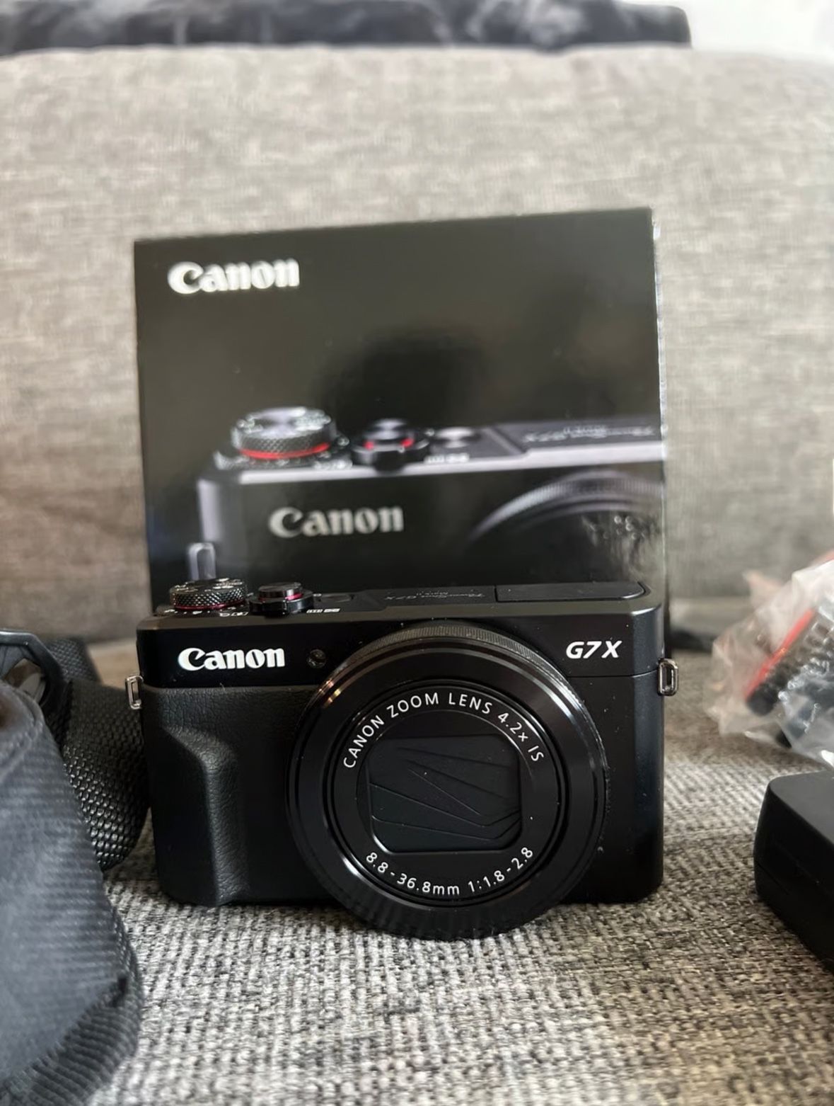 Cannon G7X Mark ii