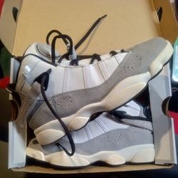 Air Jordan 6 Rings in the "Light Smoke Grey Size 8