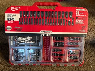 Milwaukee SHOCKWAVE Impact-Duty 3/8 in. Drive Metric and SAE Deep Well Impact PACKOUT Socket Set (36-Piece)