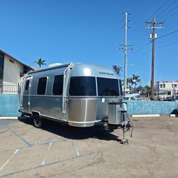 2020 Airstream Caravel 22fb