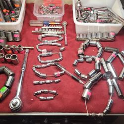 HAND TOOLS CRAFTSMAN MOSTLY 