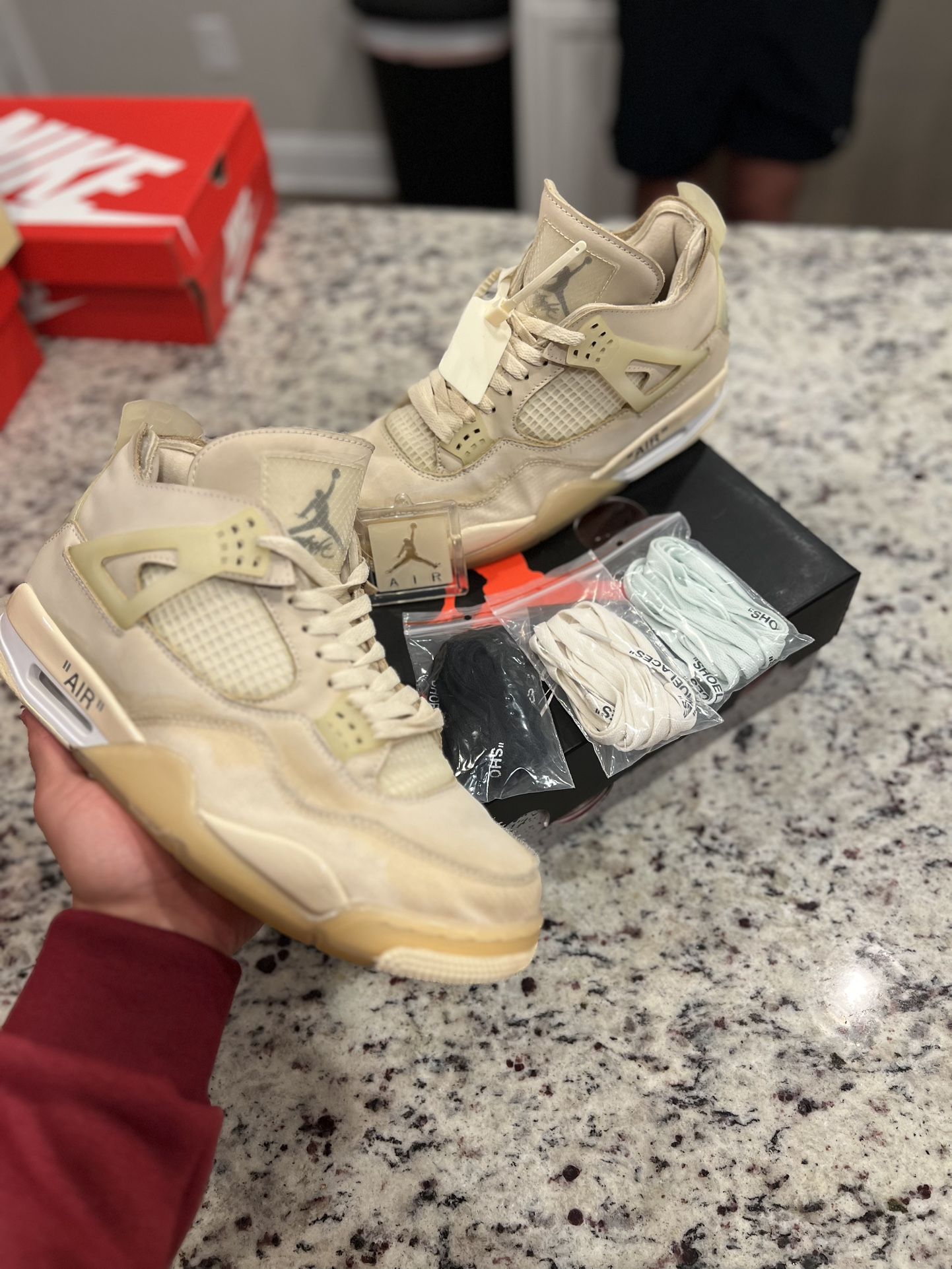 Jordan 4 Off White