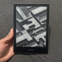 Kindle Paperwhite Signature Edition 