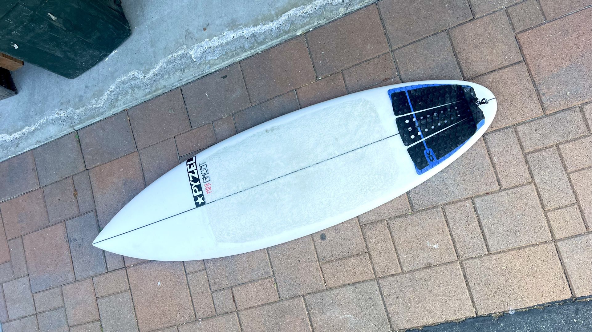 5’8” Pyzel mini ghost