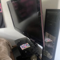 TV and STAND SET. Can sell separately 