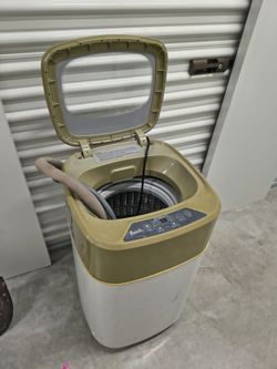 PORTABLE WASHING MACHINE ...WORKS GREAT