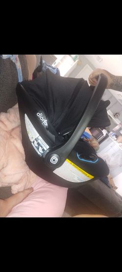 Brand new carseat