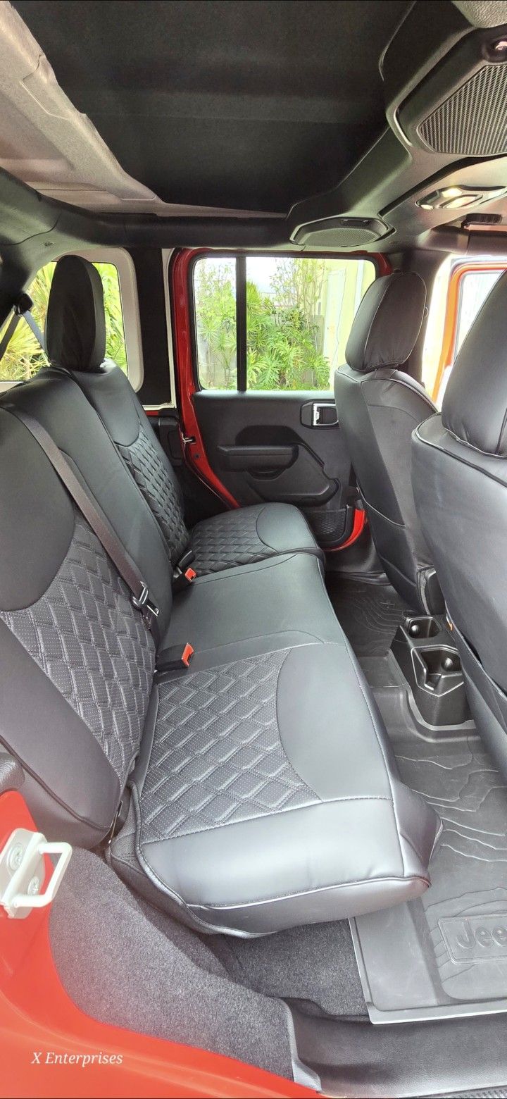 2023 Jeep Wrangler OEM front and rear seats