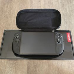 Legion Go 2 - 8.8" 144Hz 2K OLED Gaming Handheld - AMD Ryzen Z2 Extreme - 32GB - 2TB - Windows